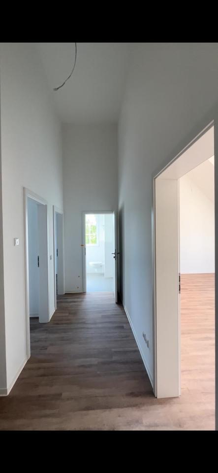 Thumbnail-Große 4 Raum Wohnung mit Blick auf den Windberg
