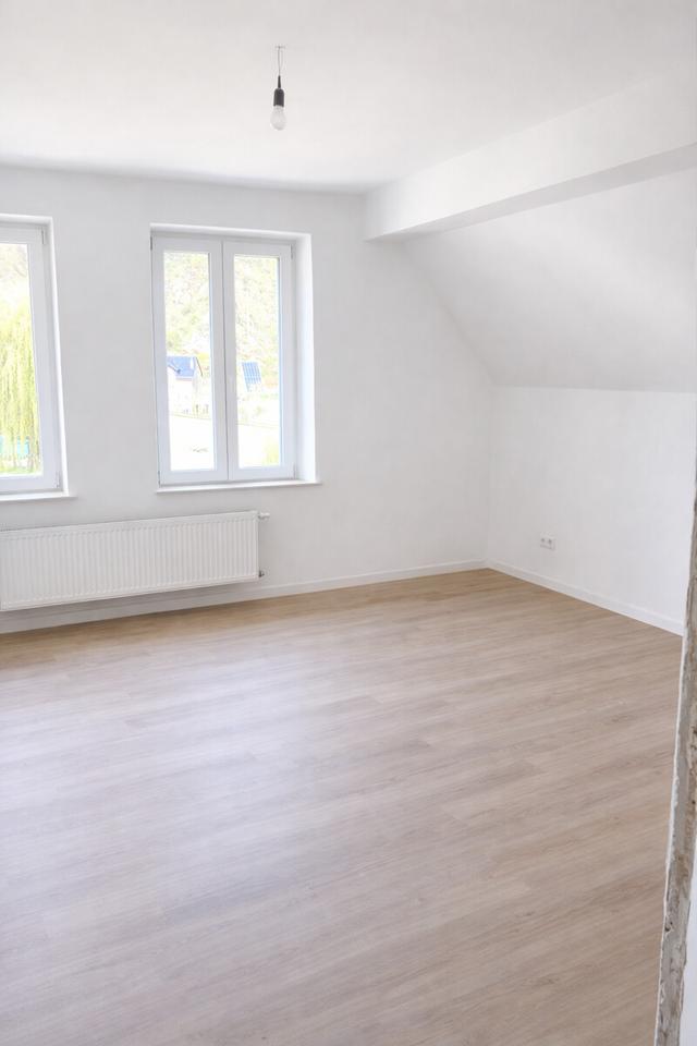 Thumbnail-Frisch Sanierte 3-Zimmer Wohnung direkt im Bahnhof Kreuzberg zu vermieten!
