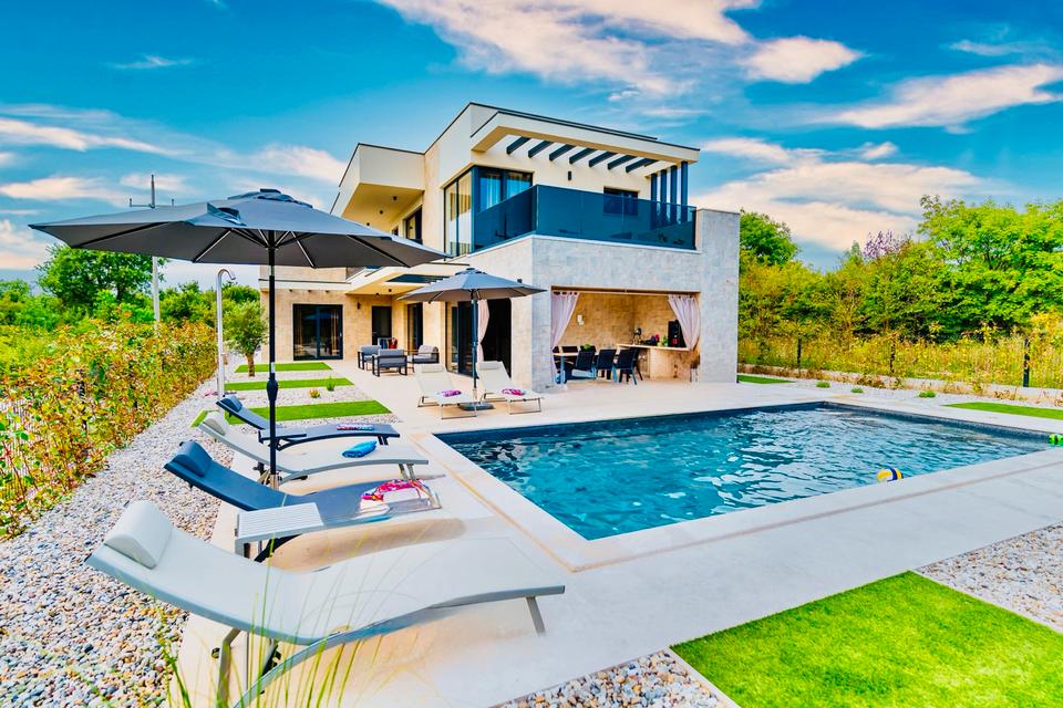 Thumbnail-Ferienhaus Istrien traumhafte Alleinlage Villa Cataleya Pool