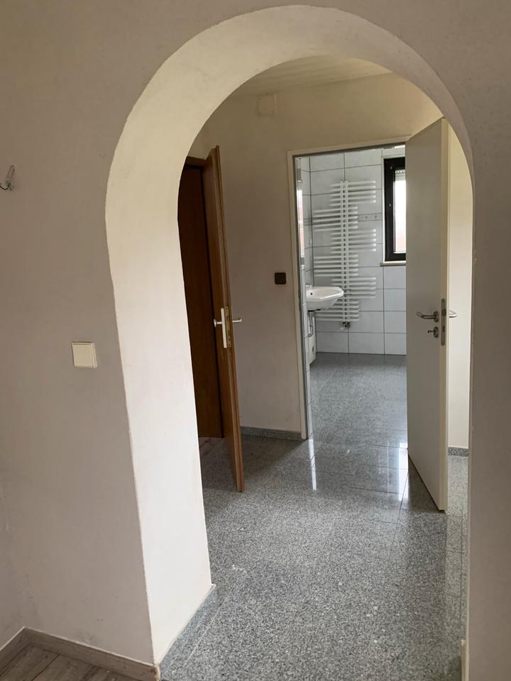 Thumbnail-2 Zimmer (großes Wohn- und Esszimmer) Schlafzimmer, Küche, Bad, F