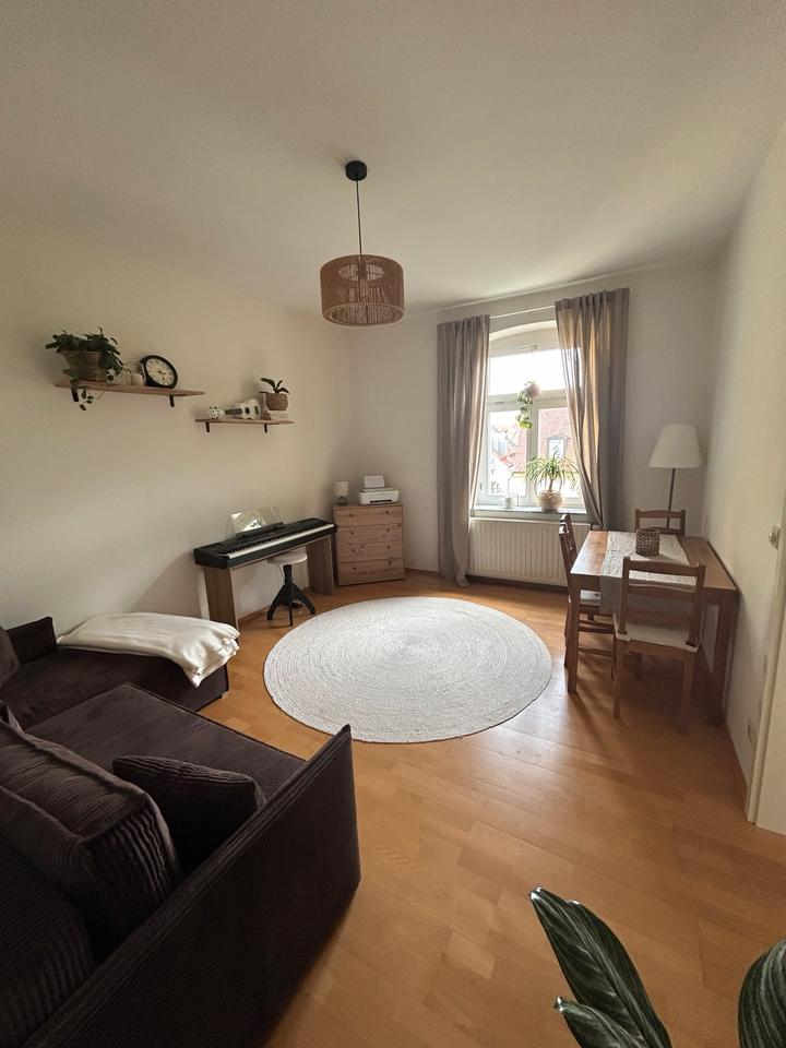 Thumbnail-Möblierte 2ZKB 40qm Wohnung zur Untermiete 0926-0127