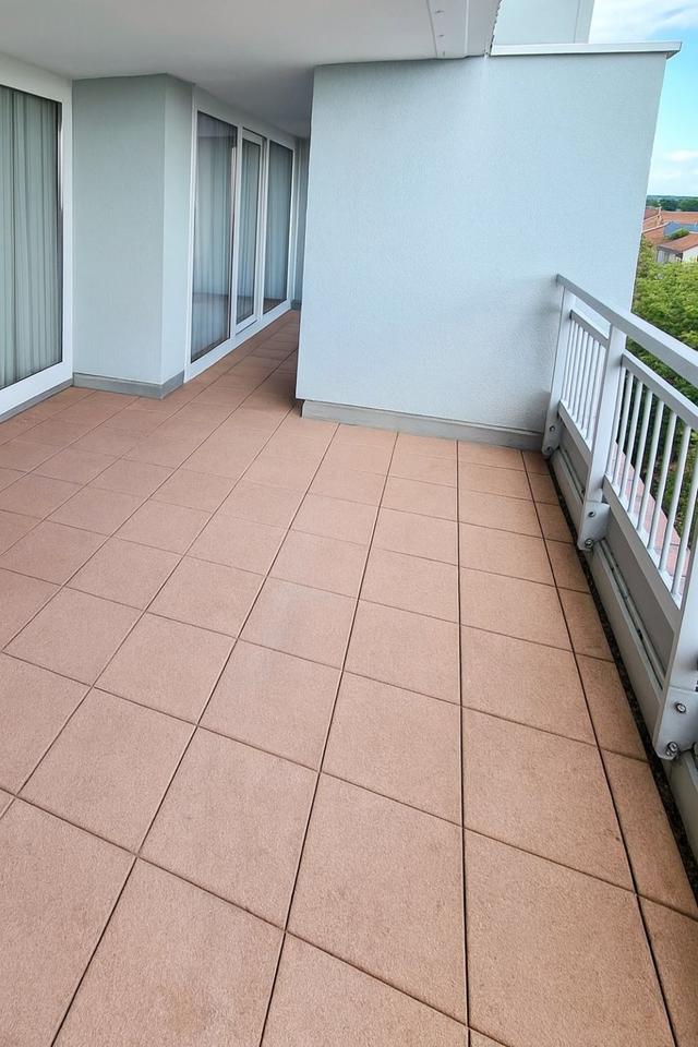 Thumbnail-Großzügige 3-Zimmer-Wohnung mit Balkon und Weitblick in Top-Lage