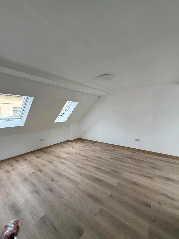 Thumbnail-Frisch renovierte 3-Zimmer-Wohnung in Gostenhof!