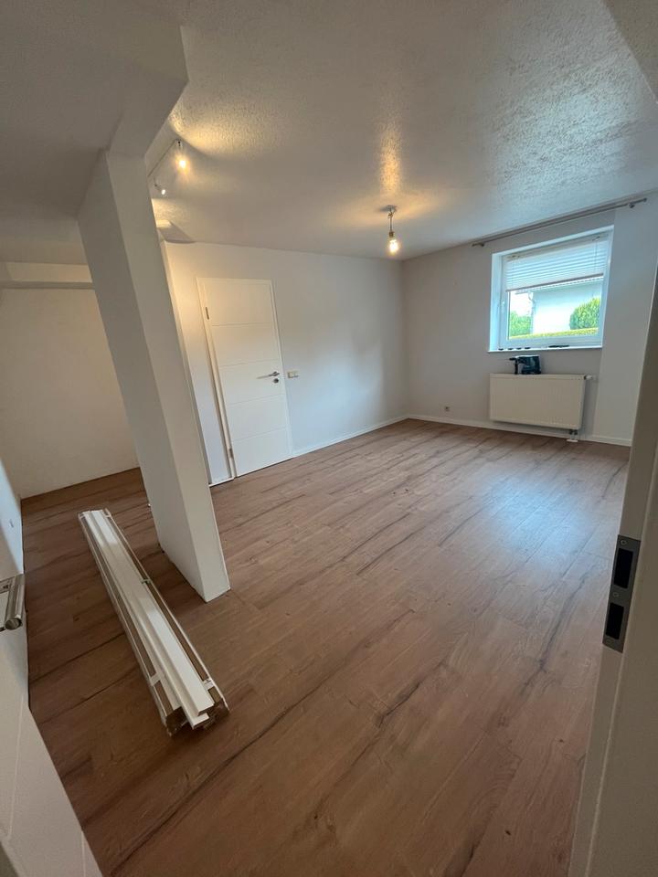 Thumbnail-1-Zimmer-Souterrainwohnung – renoviert, zentrale Lage in Waldeck