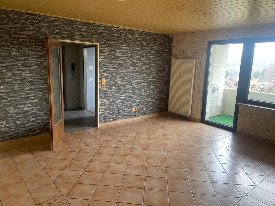Thumbnail-4-Zimmer Wohnung mit Balkon und Garage in Übach-Palenberg