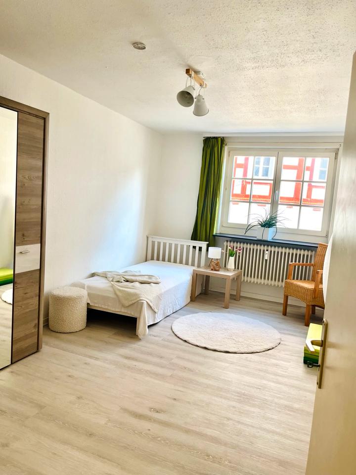 Thumbnail-2,5 ZKB Wohnung 1. OG Balkon& Garten