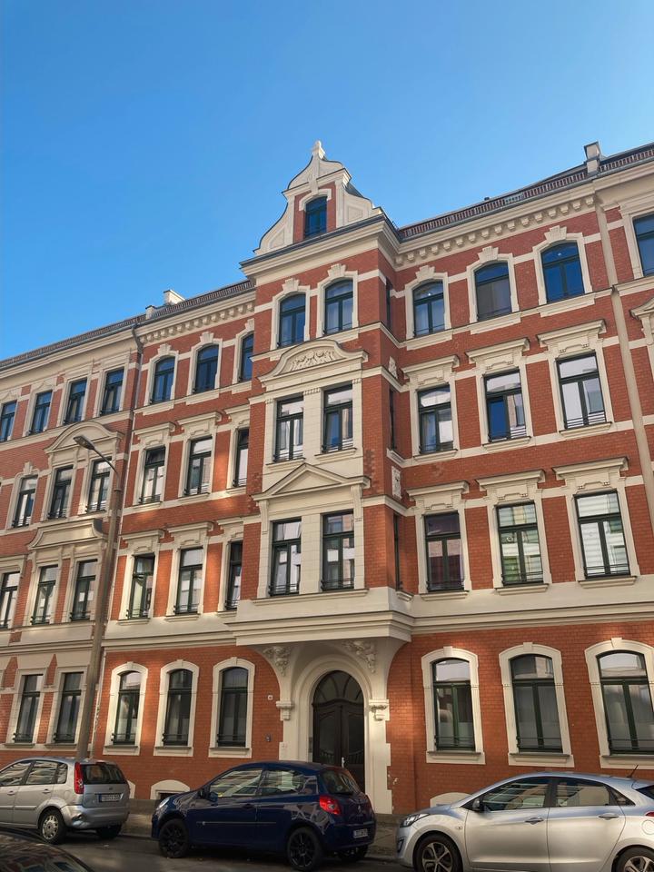 Thumbnail-sanierter Altbau 2,5 Zimmer Wohnung in Eutritzsch