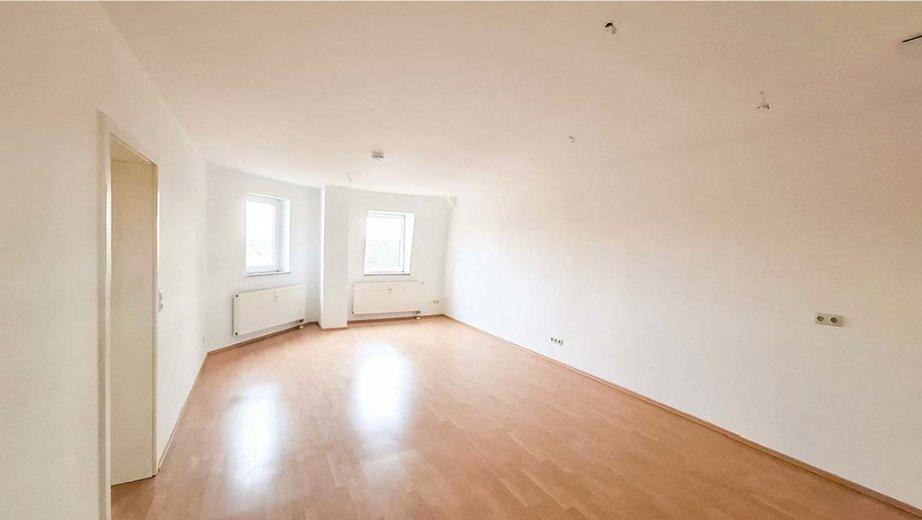 Thumbnail-Helle 3 Zimmer Dachgeschoss-Wohnung in 06712 Zeitz, 73 m²