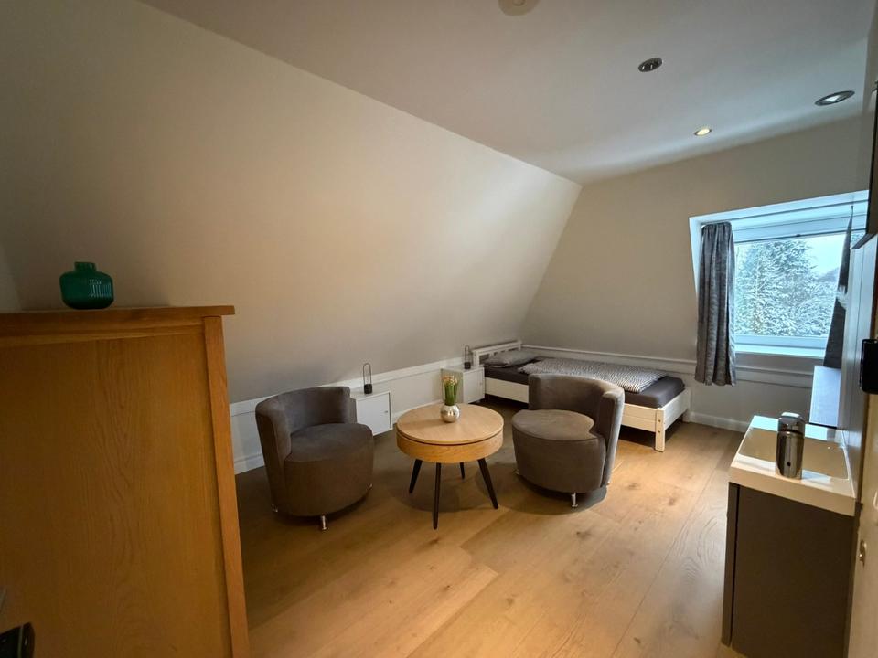 Thumbnail-WG-ZimmerWohnung für Studierende, Berufspendler,Praktikanten etc