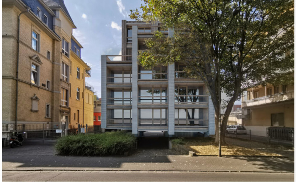 Thumbnail-Helles möbliertes 1-Zimmer-Apartment mit Balkon in Top-Lage