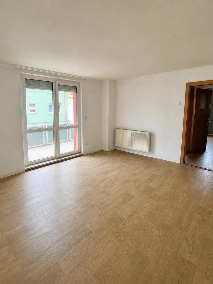 Thumbnail-Helle 3-Raum-Wohnung Erdgeschosswohnung in ruhiger Wohngegend