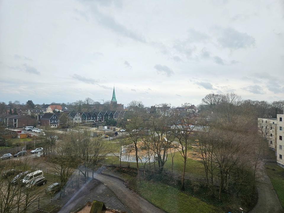 Thumbnail-Renovierte 4-Zimmer-Wohnung in Bremen-Vegesack mi Balkon - Grohner Düne