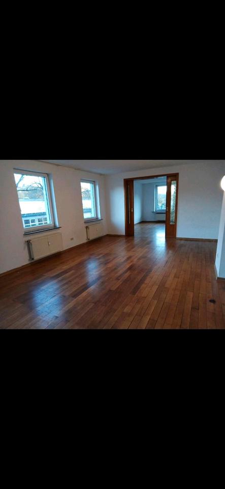 Thumbnail-helle Altbauwohnung in Büren mit gepflegten Dielenboden