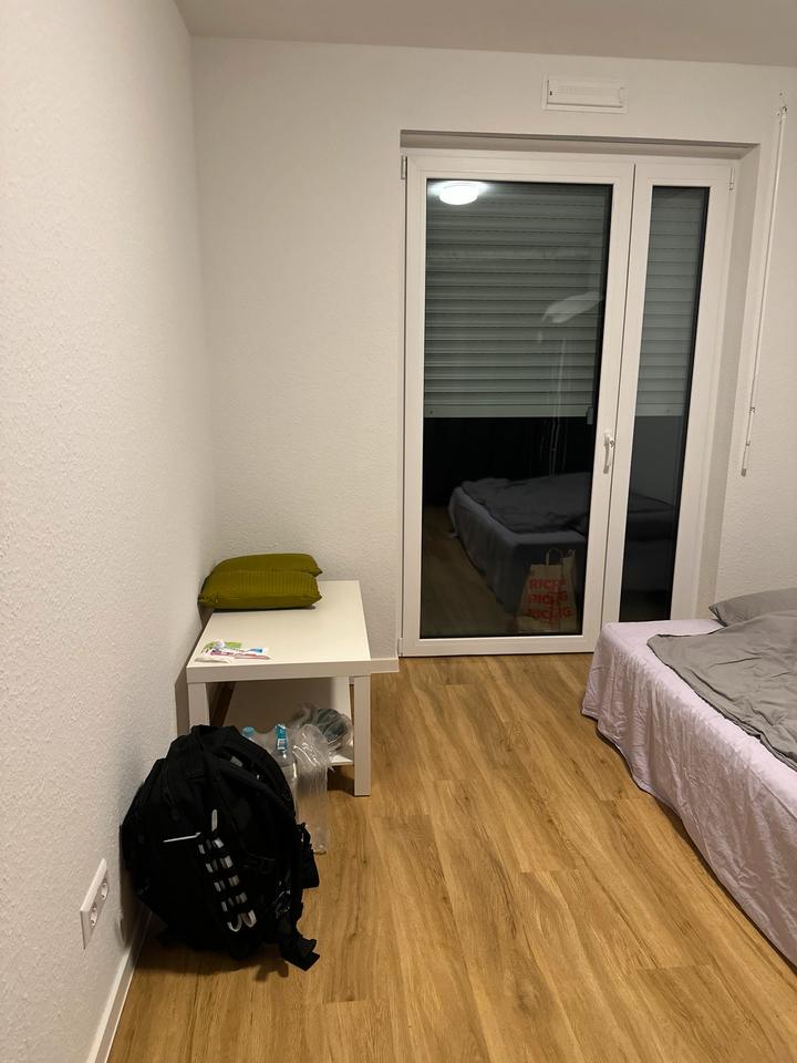 Thumbnail-WG Zimmer daxlanden Neubau 300 Euro