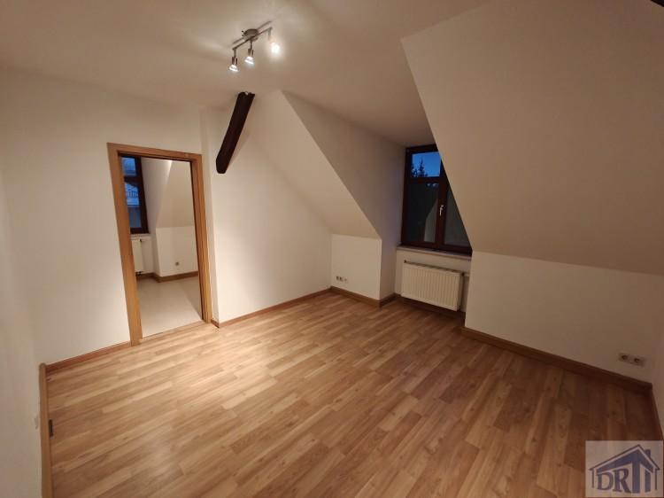 Thumbnail-Helle Dachgeschosswohnung mit tollen Blick !