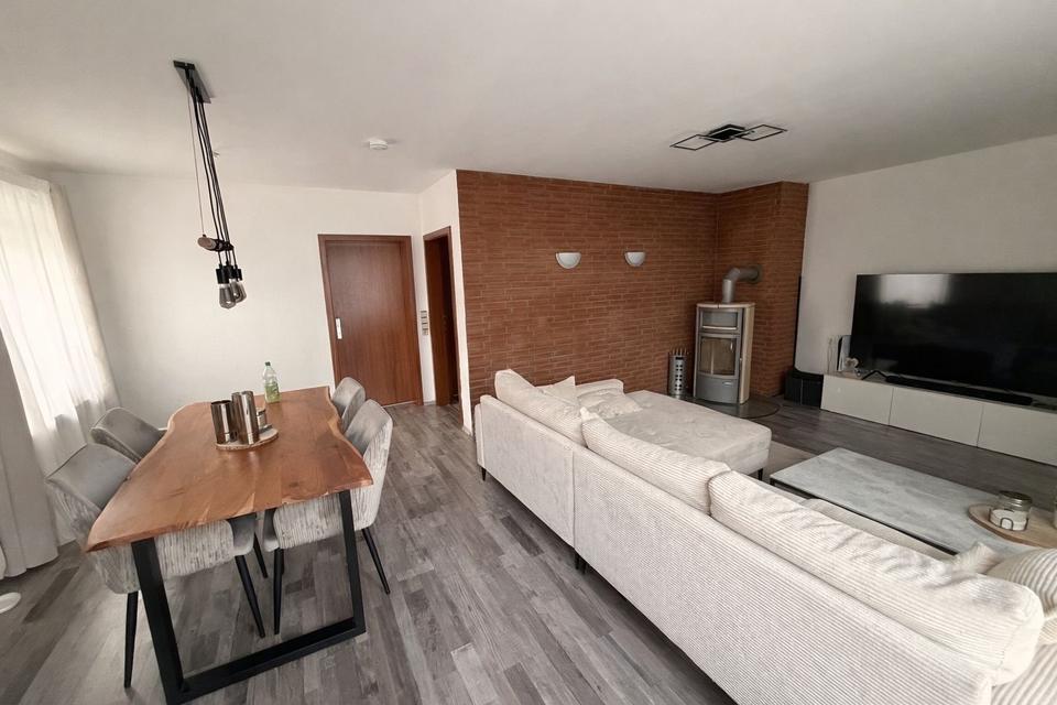 Thumbnail-Ab 0926 3 ZKB EG-Wohnung mit EBK, Garten, Wintergarten+ Garage