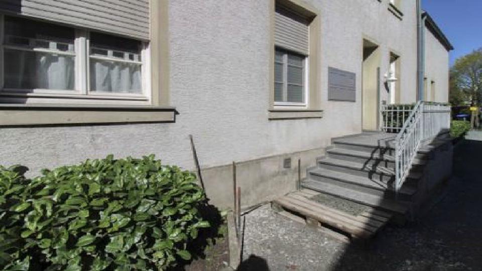 Thumbnail-4-Zimmer-Wohnung, 110 m², zentral, saniert