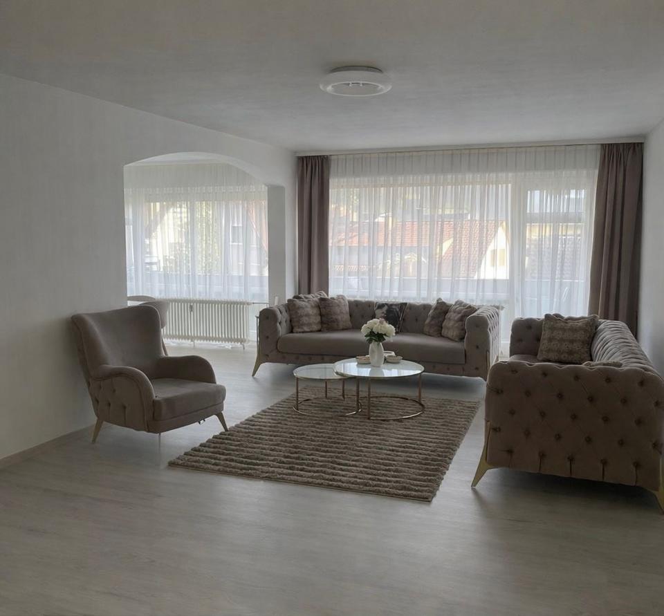 Thumbnail-3-4 Zimmer Wohnung in Zentraler Lage Bad Pyrmont