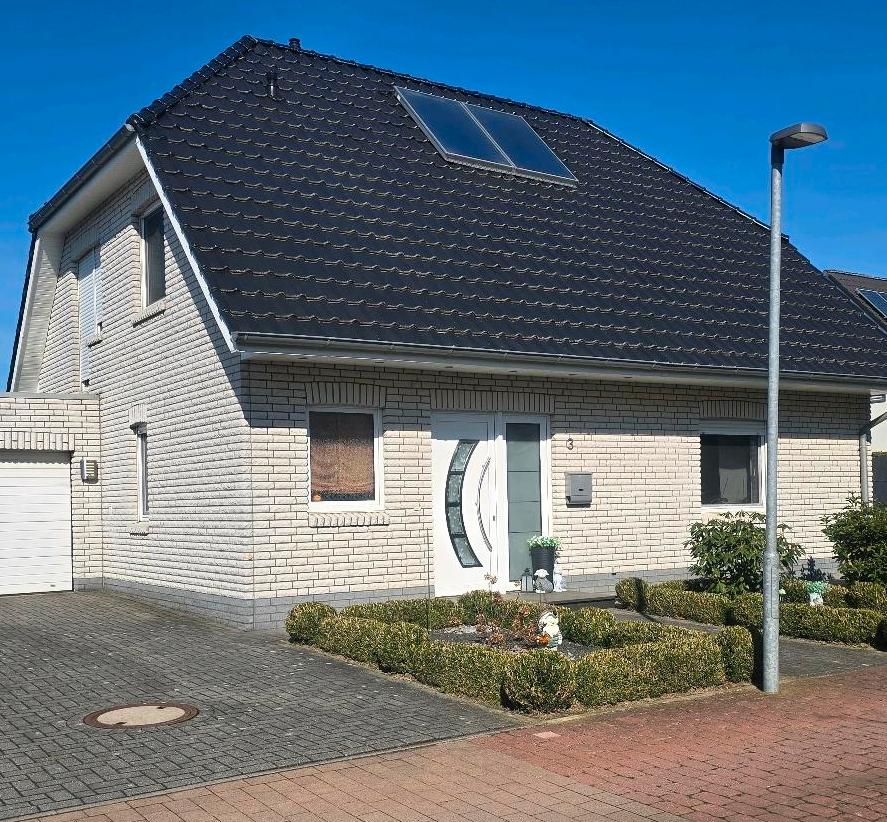 Thumbnail-Freistehendes 5 Zimmer Einfamilienhaus