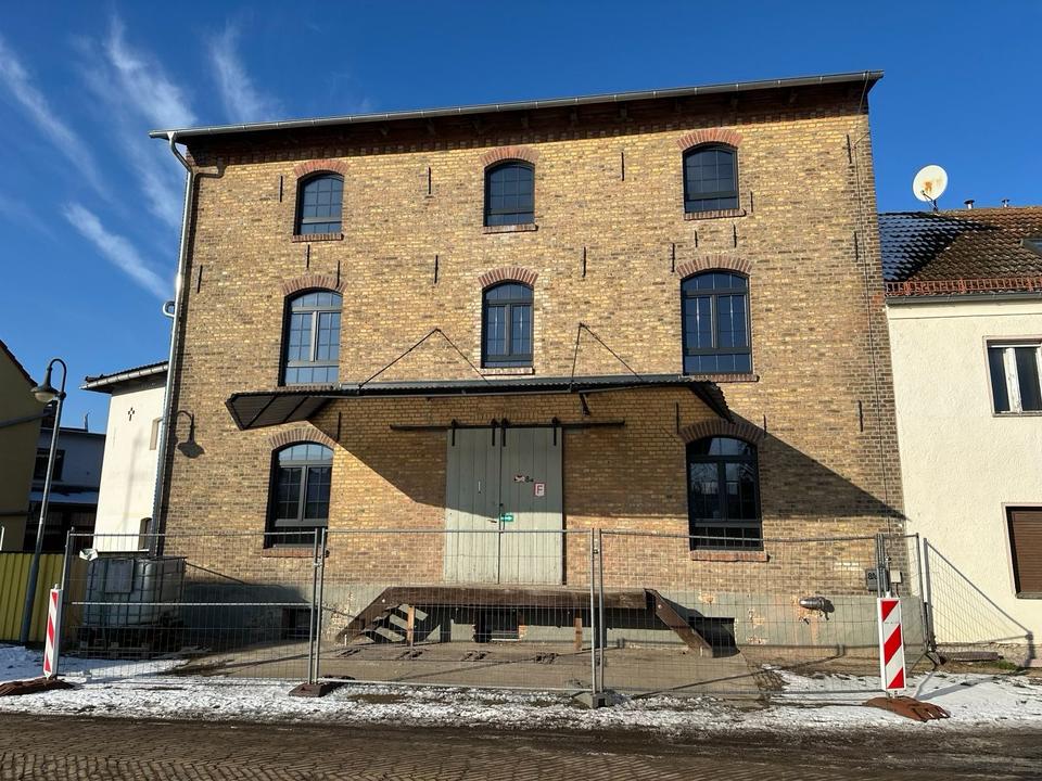 Thumbnail-Kornmühle zum Ausbauen als Büro, Lager, Haus, Gaststätte, Gewerbe