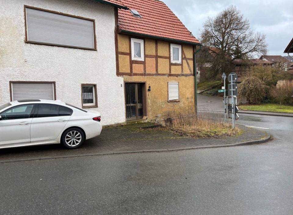 Thumbnail-Sanierungsbedürftiges Haus mit Potenzial