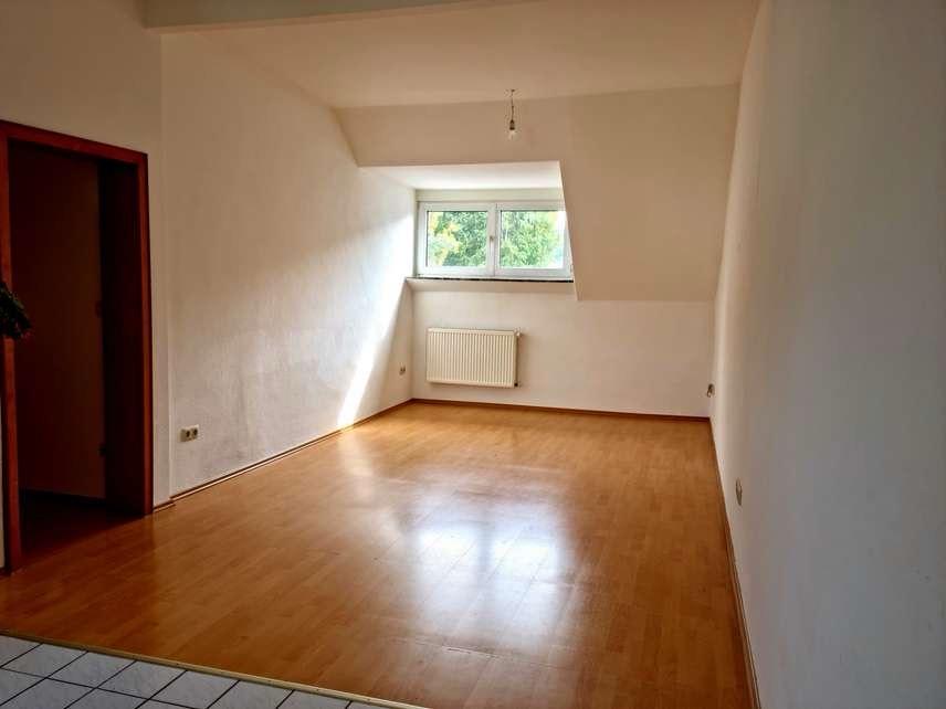 Thumbnail-Helle Dachgeschosswohnung in Zentraler Lage am Wasserturm-MG