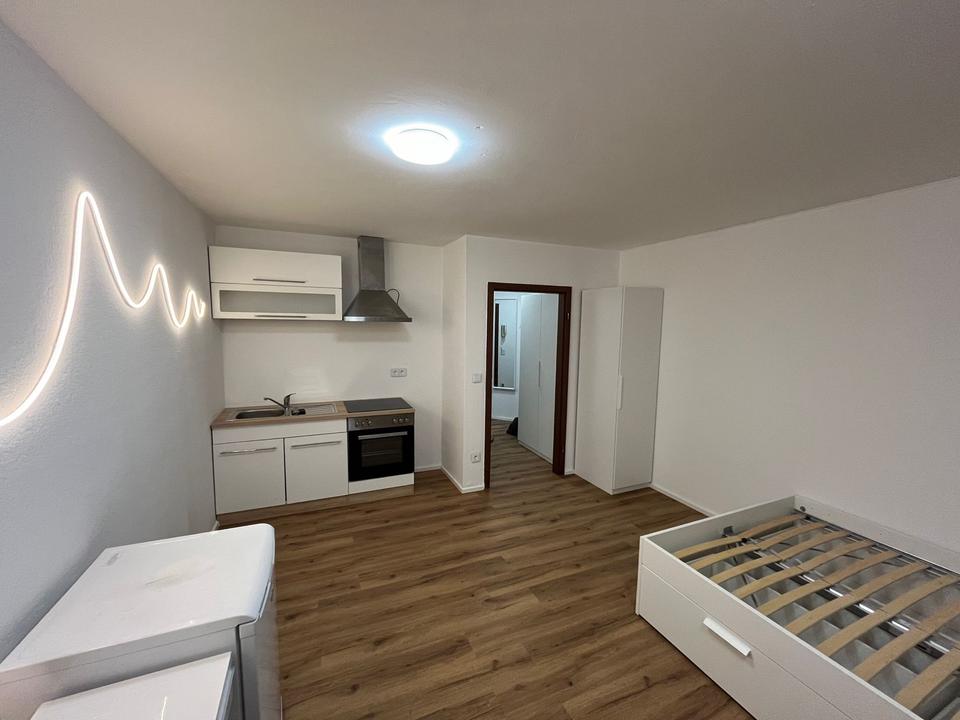 Thumbnail-TOP-Renovierte Ein-Zimmer-Wohnung -möbliert