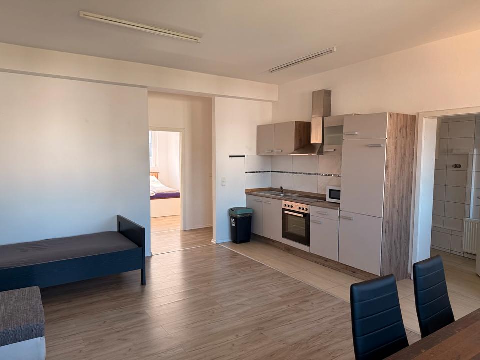 Thumbnail-Möblierte 3Zimmer Wohnung in Kaufbeuren ideal für MonteurePenler