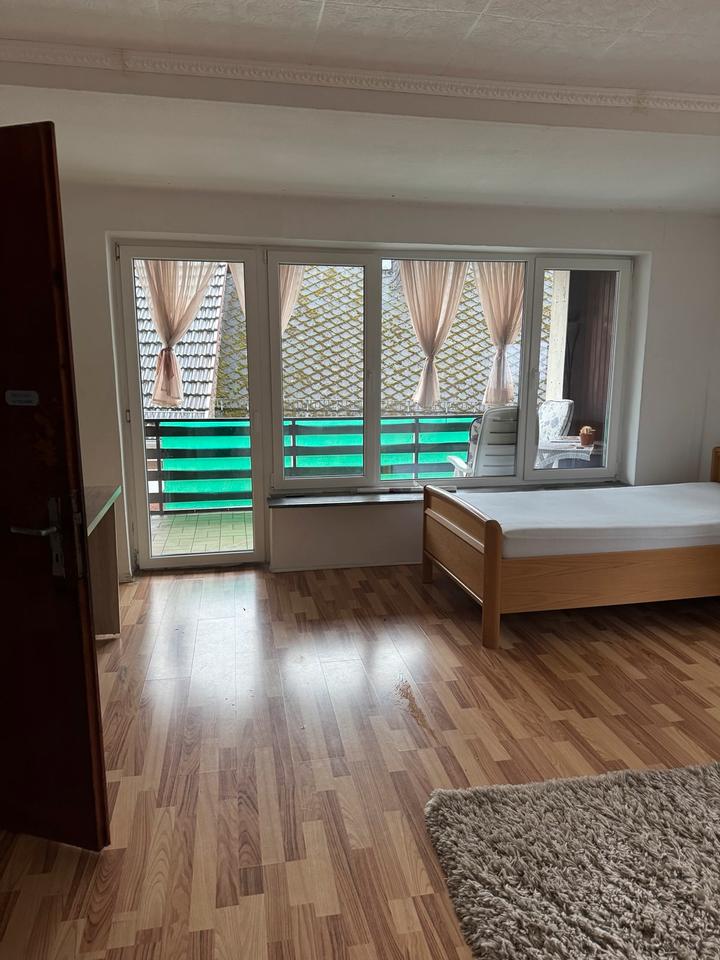 Thumbnail-Geräumige 6‑Zimmer Wohnung in Bischoffen