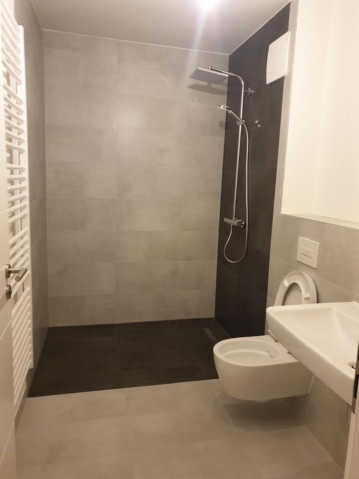 Thumbnail-Moderne Wohnung mit Terrasse & Einbauküche