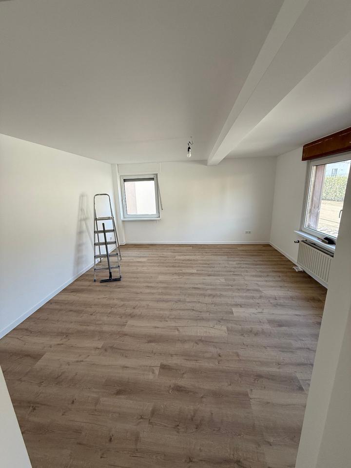 Thumbnail-Kernsaniertes Einfamilienhaus zu Vermieten (Warmvermietung)