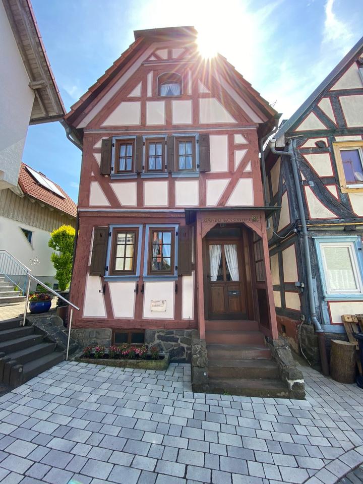 Thumbnail-Altes Fachwerkhaus