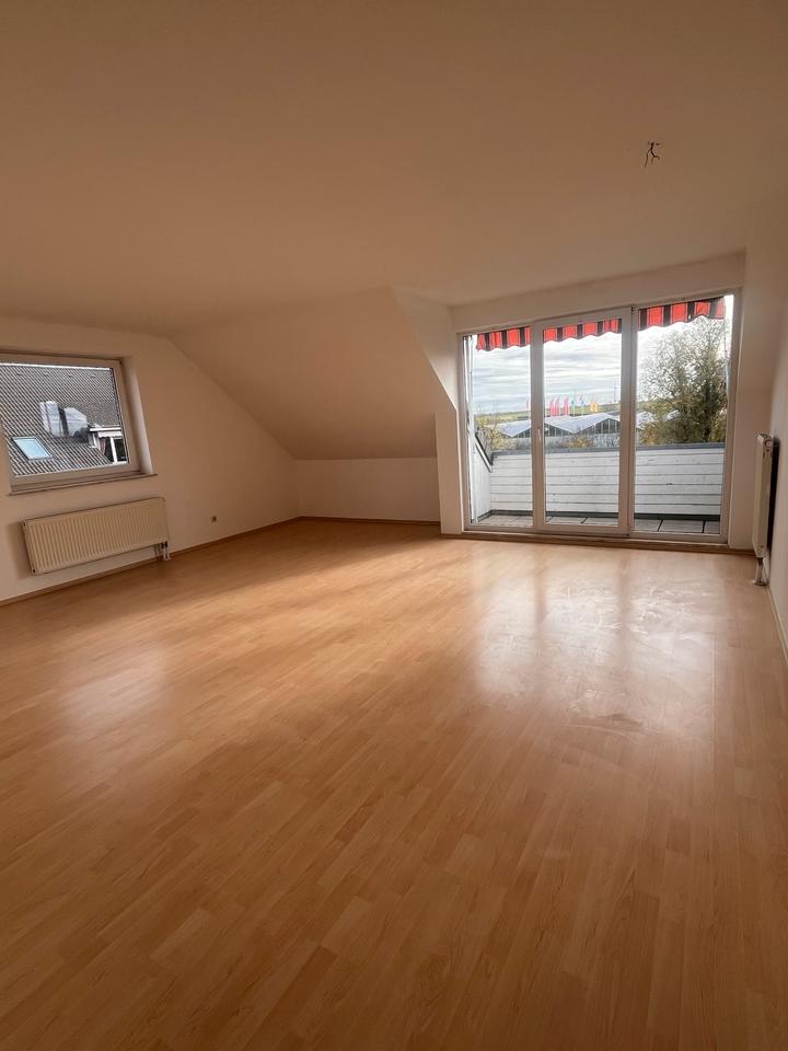 Thumbnail-Helle 2-Raum-Wohnung mit Balkon in ruhiger Lage von Leißling