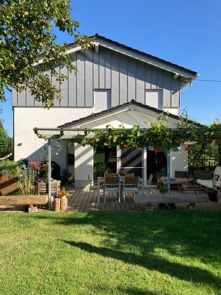 Thumbnail-Einfamilienhaus mit großem Grundstück in ruhiger Lage