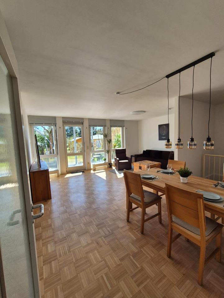 Thumbnail-Möblierte Wohnung mit Garten und Tiefgaragenstellplatz