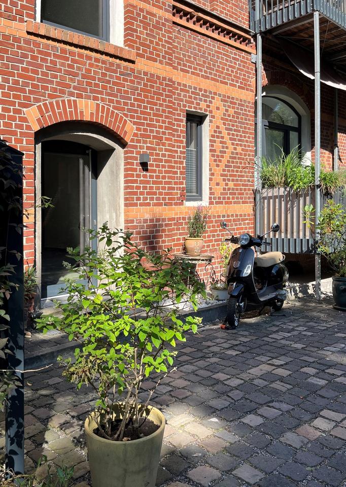 Thumbnail-Villa West - Wunderschöne 2-Zimmer-Wohnung mit Süd-West-Balkon