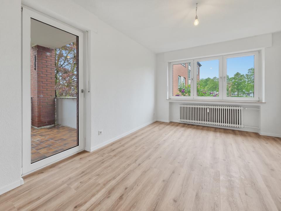 Thumbnail-Frisch renovierte 2-Zi.- Whg mit Balkon