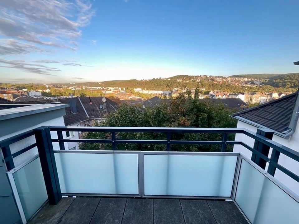 Thumbnail-Wunderschöne 4 Zimmerwohnung mit Balkon, erster Monat mietfrei