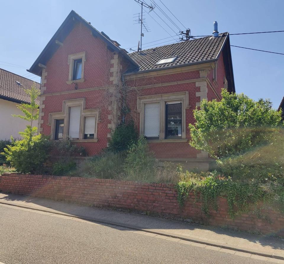 Thumbnail-Freistehendes und saniertes Einfamilienhaus