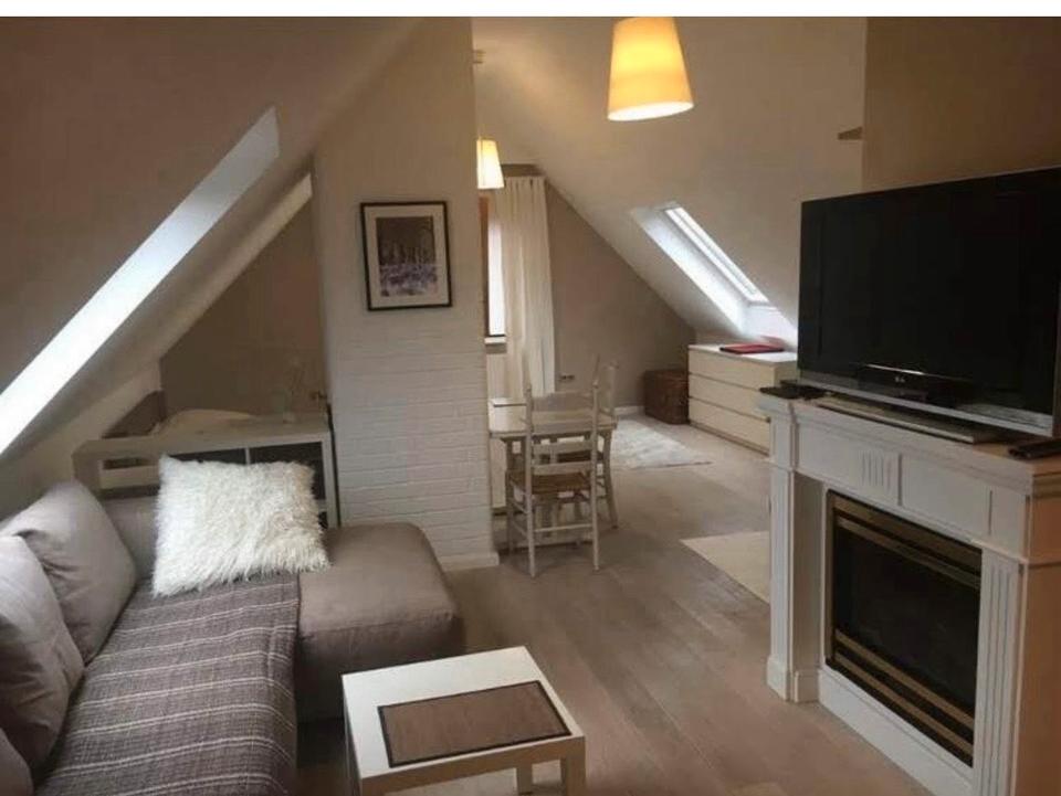 Thumbnail-Schöne, gemütliche möblierte Dachgeschosswohnung