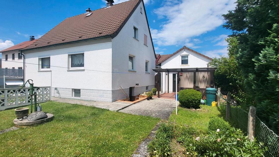 Thumbnail-Einfamilienhaus mit 2 Garagen in Ebersdorf b Coburg