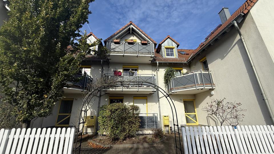 Thumbnail-Geräumige Dachgeschosswohnung in guter Lage von Radebeul
