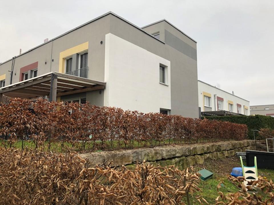 Thumbnail-Reiheneckhaus gehobener Standard (Dachterrasse, Profiküche)