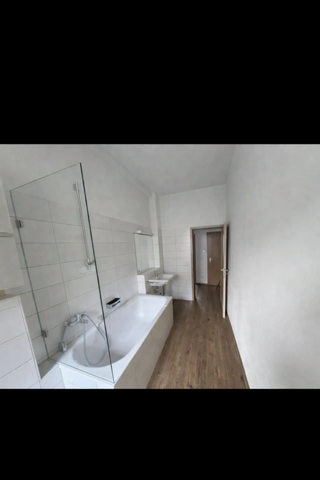 Thumbnail-Frisch renovierte 3-Zimmer-Wohnung, Erstbezug nach Sanierung