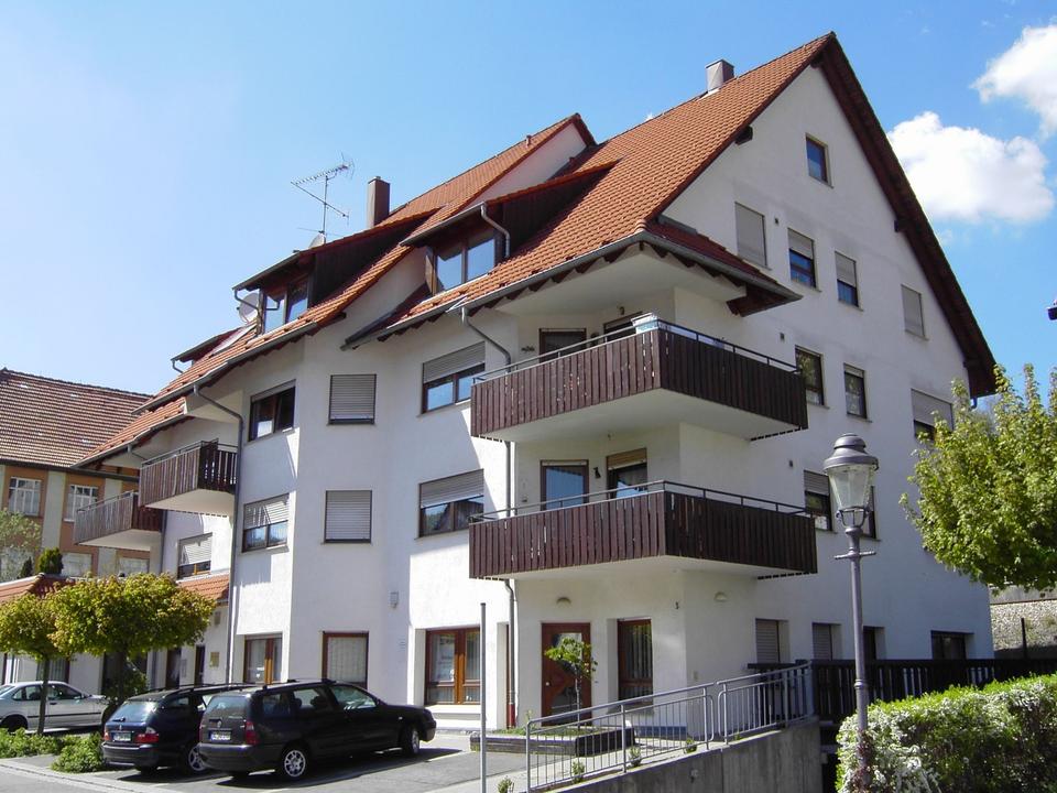 Thumbnail-Gemütliche 3-Zimmer-Wohnung mit Balkon in Burladingen