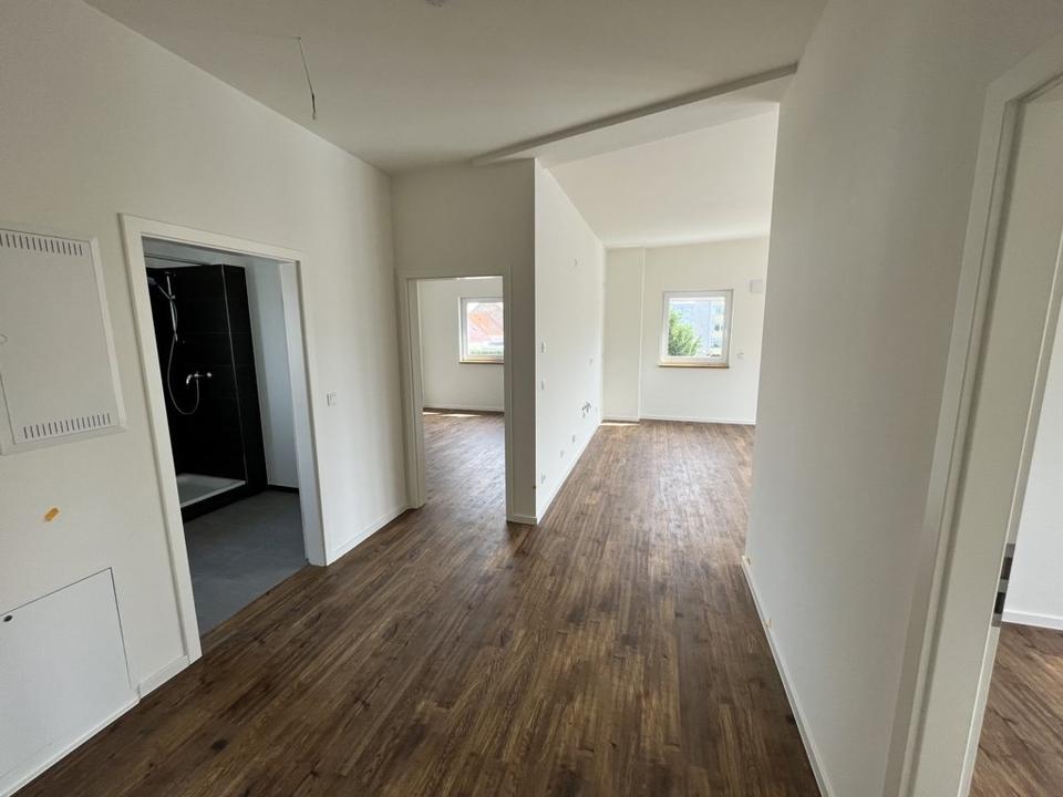 Thumbnail-Gepflegte 4-Zimmer-Neubauwohnung im Herzen von Nauen zu vermieten