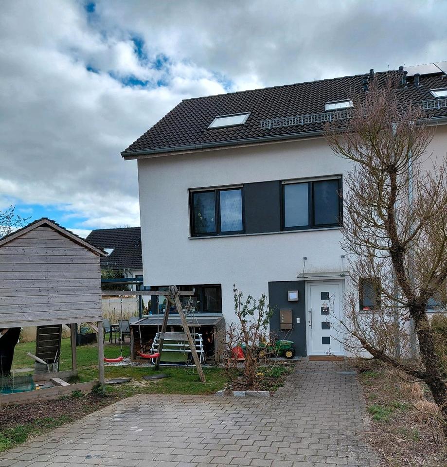 Thumbnail-DHH Allensbach zu VERMIETEN