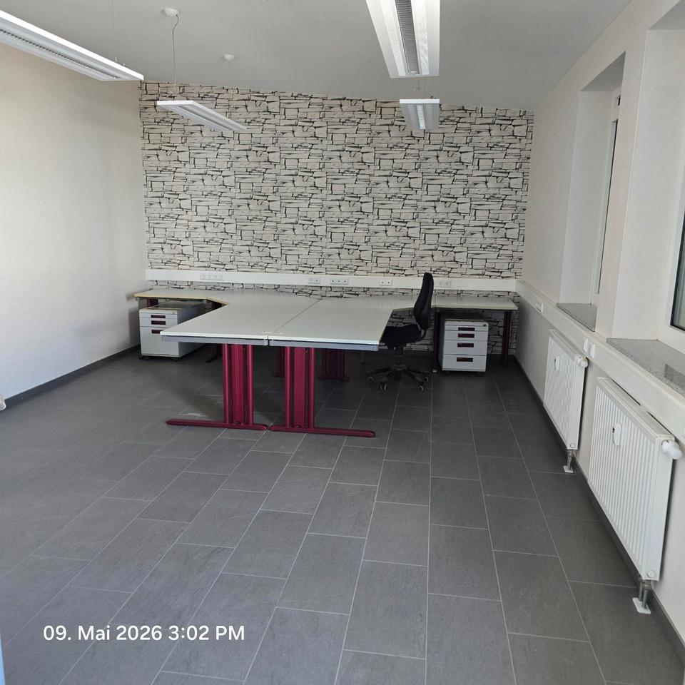 Thumbnail-Büro 50 m² + 14 m² optional | Siemensstr. Münchingen | 3 Min A81
