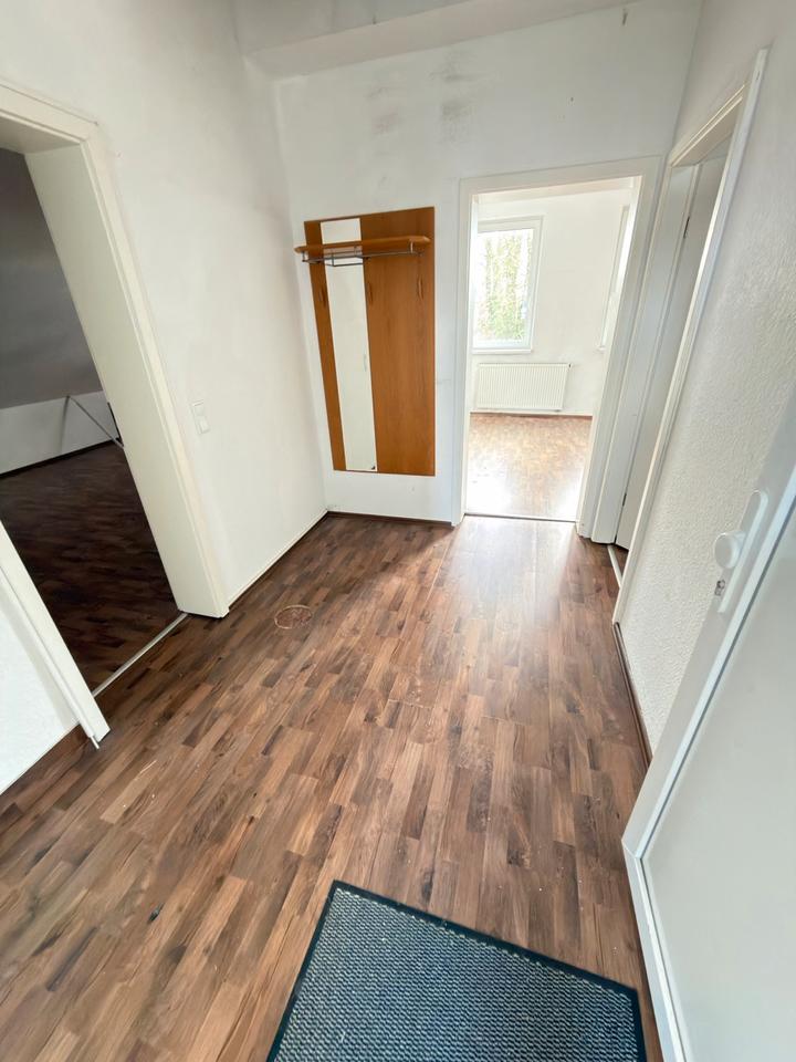 Thumbnail-4 Zimmer Wohnung im 2 OG