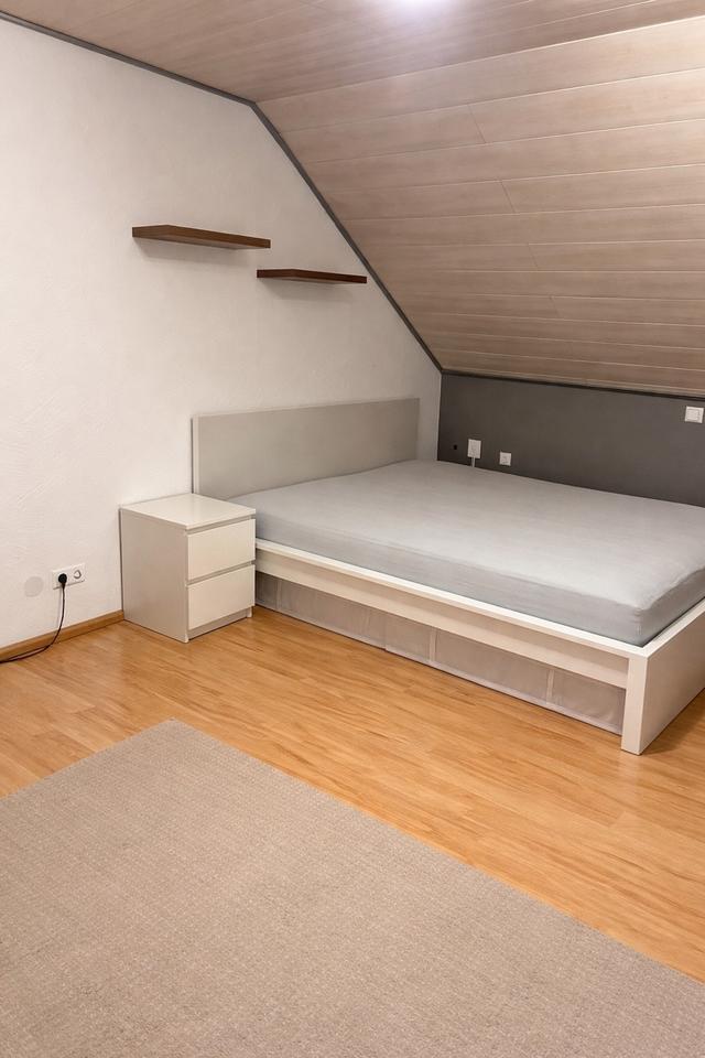 Thumbnail-Zimmer im Einfamilienhaus